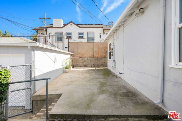 1826 S Rimpau Boulevard, Los Angeles, CA 90019