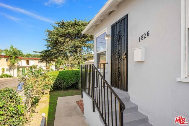 1826 S Rimpau Boulevard, Los Angeles, CA 90019