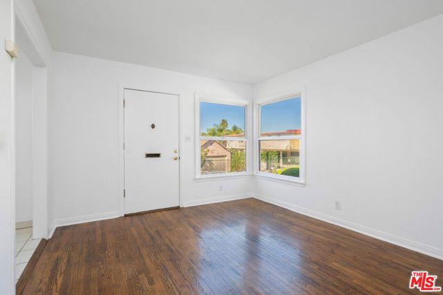 1826 S Rimpau Boulevard, Los Angeles, CA 90019