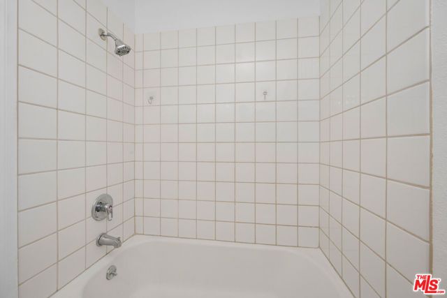 1826 S Rimpau Boulevard, Los Angeles, CA 90019