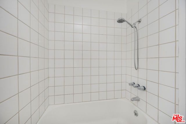 1826 S Rimpau Boulevard, Los Angeles, CA 90019