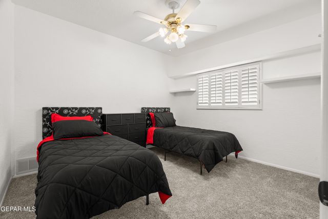 5249 DESERT WILLOW Drive, El Paso, TX 79938
