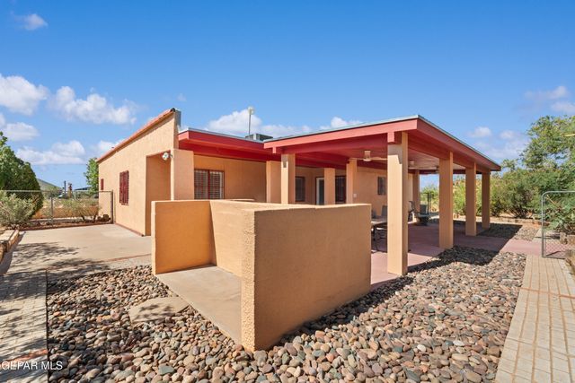5249 DESERT WILLOW Drive, El Paso, TX 79938