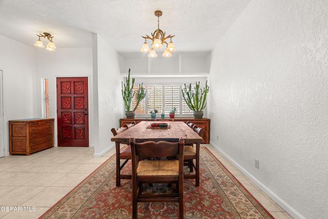 5249 DESERT WILLOW Drive, El Paso, TX 79938