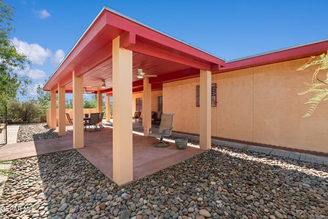 5249 DESERT WILLOW Drive, El Paso, TX 79938