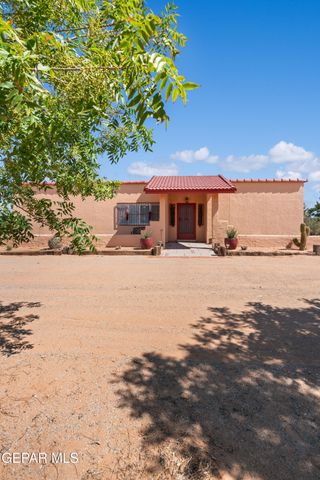 5249 DESERT WILLOW Drive, El Paso, TX 79938