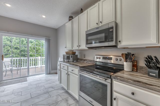 330 Katie Court, Jonesborough, TN 37659