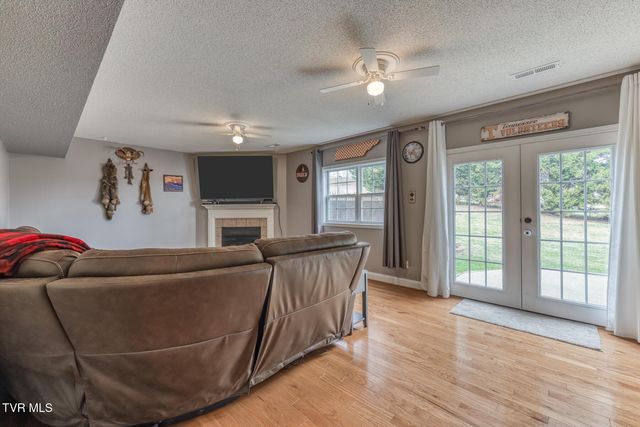 330 Katie Court, Jonesborough, TN 37659