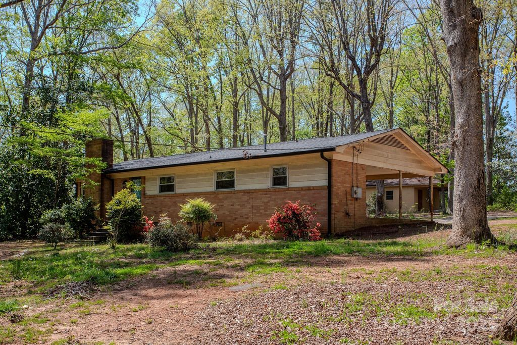 200 Butler Road, Forest City, NC 28043