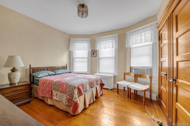 104-47 89th Avenue, Richmond Hill, NY 11418