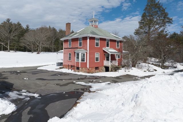 133 Wellesley Street, Weston, MA 02493