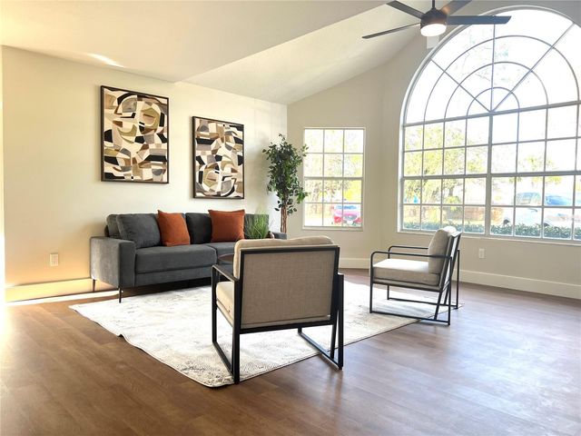 5002 LAGUNA BAY CIRCLE 7, Kissimmee, FL 34746