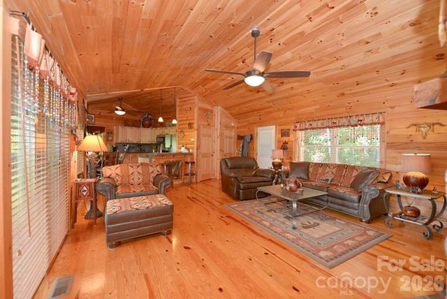 470 Bear Ridge Road, Tuckasegee, NC 28783