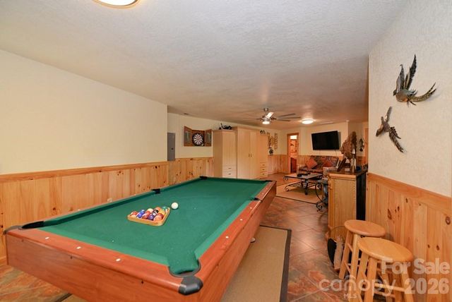 470 Bear Ridge Road, Tuckasegee, NC 28783