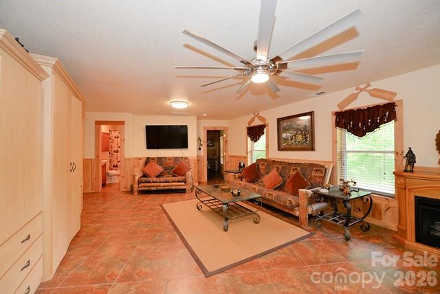 470 Bear Ridge Road, Tuckasegee, NC 28783