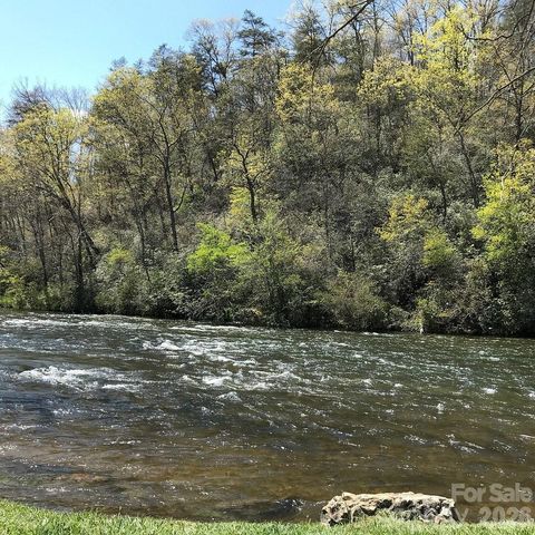 470 Bear Ridge Road, Tuckasegee, NC 28783