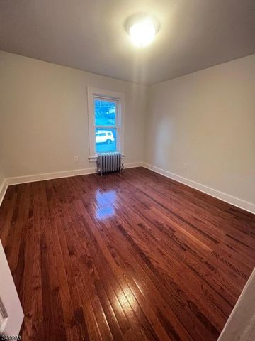209 W Chrystal St Ab, Dover Town, NJ 07801