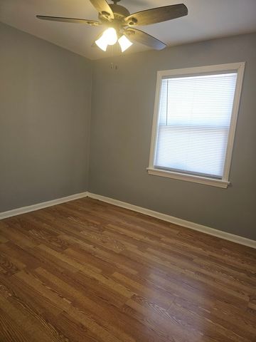 7630 S Jeffery Boulevard 2, Chicago, IL 60649