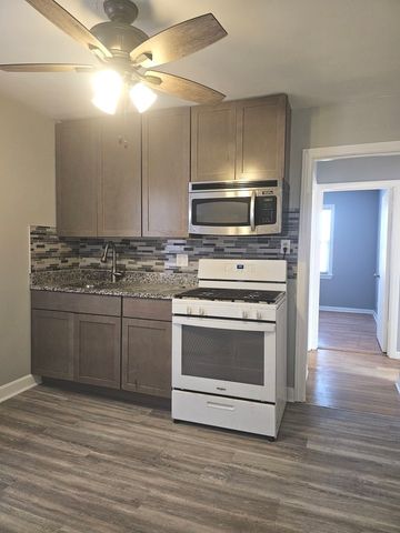 7630 S Jeffery Boulevard 2, Chicago, IL 60649