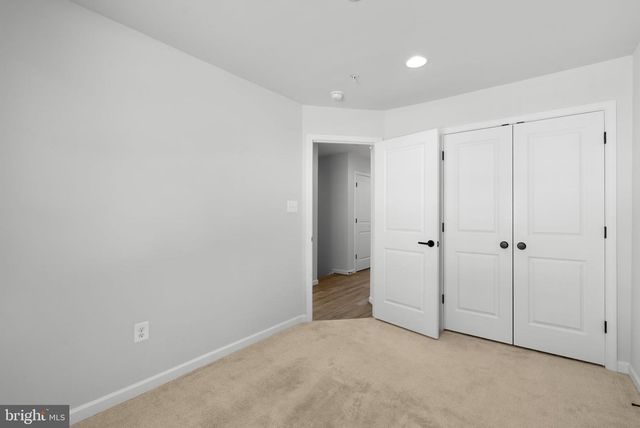 257 REDPOLL ALY, Clarksburg, MD 20871