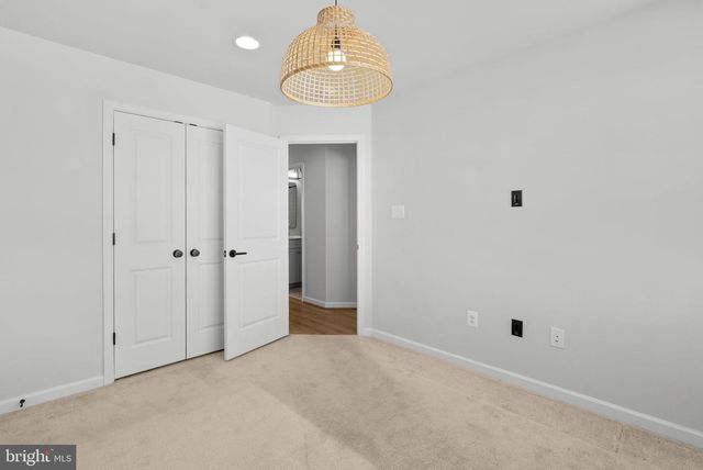 257 REDPOLL ALY, Clarksburg, MD 20871