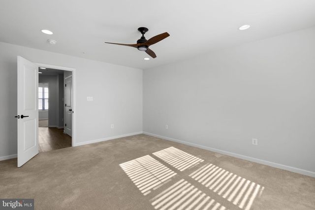 257 REDPOLL ALY, Clarksburg, MD 20871