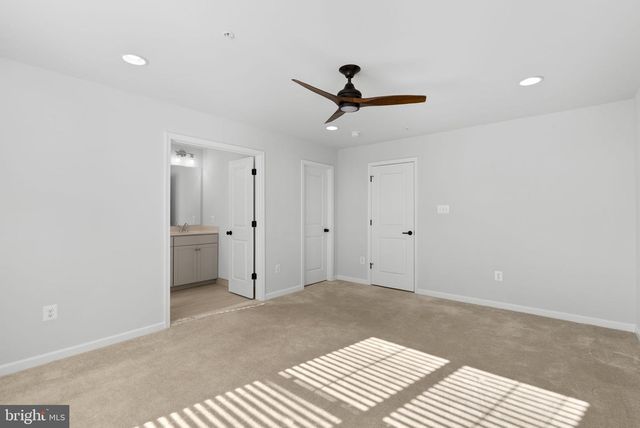 257 REDPOLL ALY, Clarksburg, MD 20871