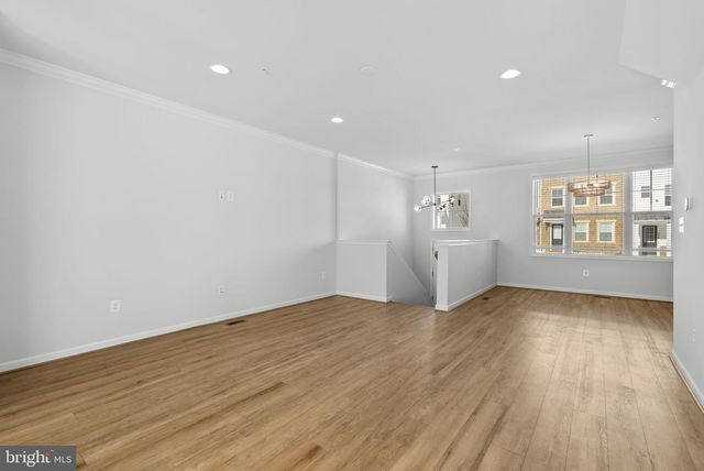 257 REDPOLL ALY, Clarksburg, MD 20871