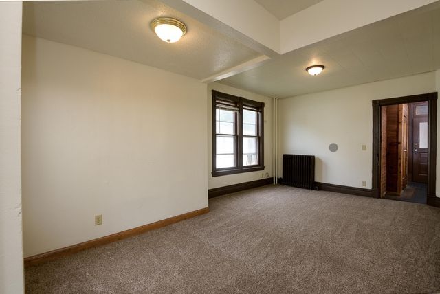 527 6th Avenue S, Saint Cloud, MN 56301