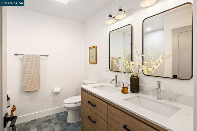 209 Farm Hill Ct, Danville, CA 94526