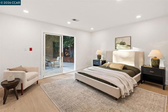 209 Farm Hill Ct, Danville, CA 94526