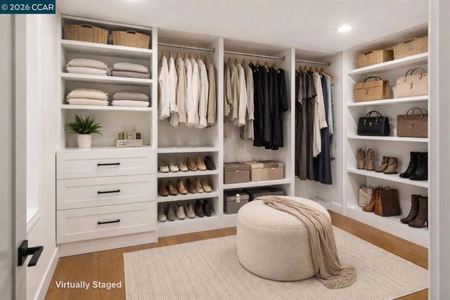 209 Farm Hill Ct, Danville, CA 94526