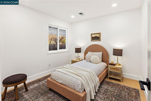 209 Farm Hill Ct, Danville, CA 94526