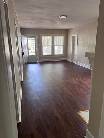 700 N 27th St, Baton Rouge, LA 70802