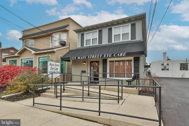 1225 MAIN ST, Hellertown, PA 18055