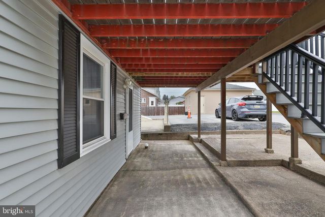 1225 MAIN ST, Hellertown, PA 18055