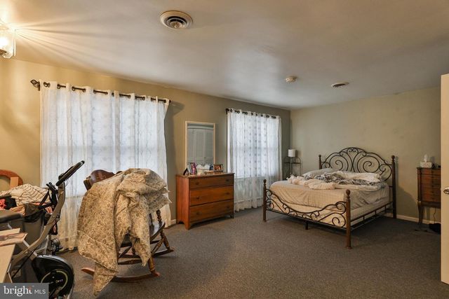 1225 MAIN ST, Hellertown, PA 18055