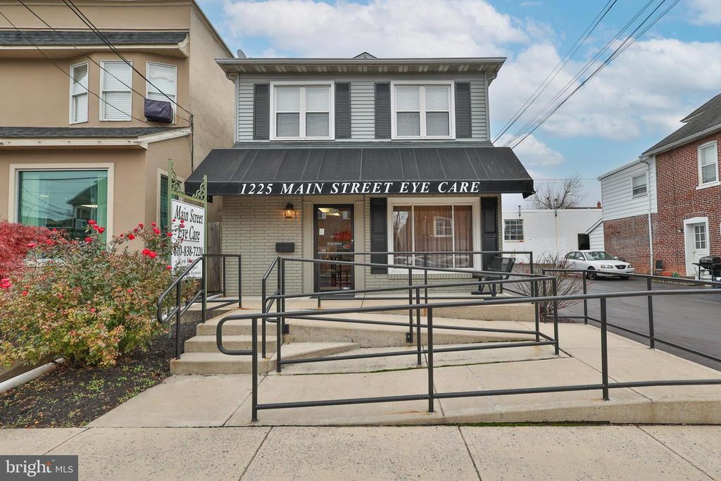 1225 MAIN ST, Hellertown, PA 18055