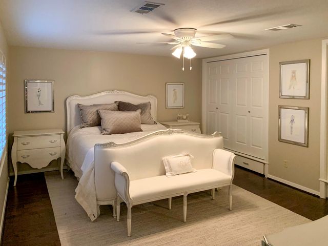 2202 Robinhood, Houston, TX 77005