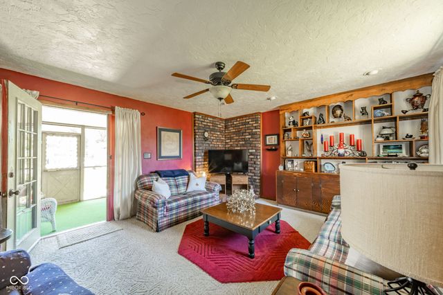 4703 Summer Drive, Anderson, IN 46012