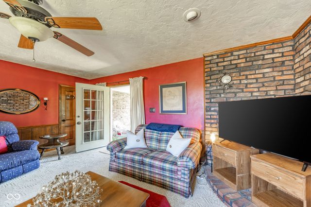 4703 Summer Drive, Anderson, IN 46012