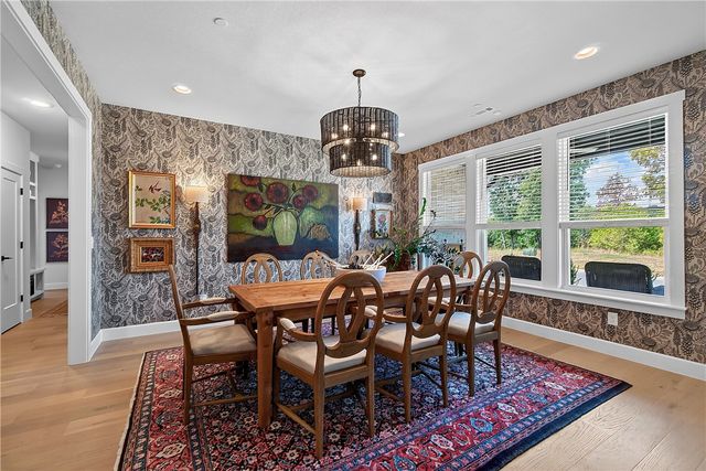 109 SW Autumn Hills Road, Bentonville, AR 72712