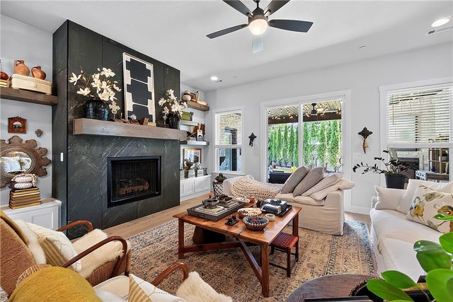 109 SW Autumn Hills Road, Bentonville, AR 72712
