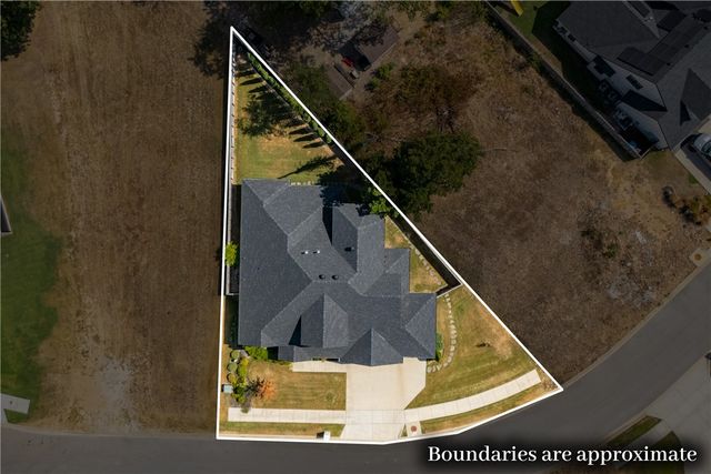 109 SW Autumn Hills Road, Bentonville, AR 72712