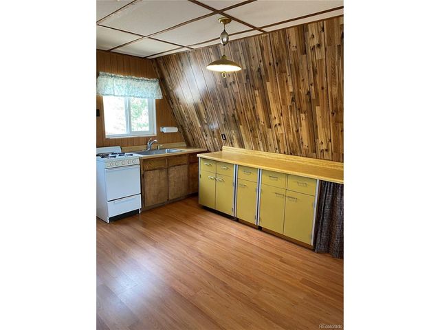 259 Bordenville Rd, Jefferson, CO 80456