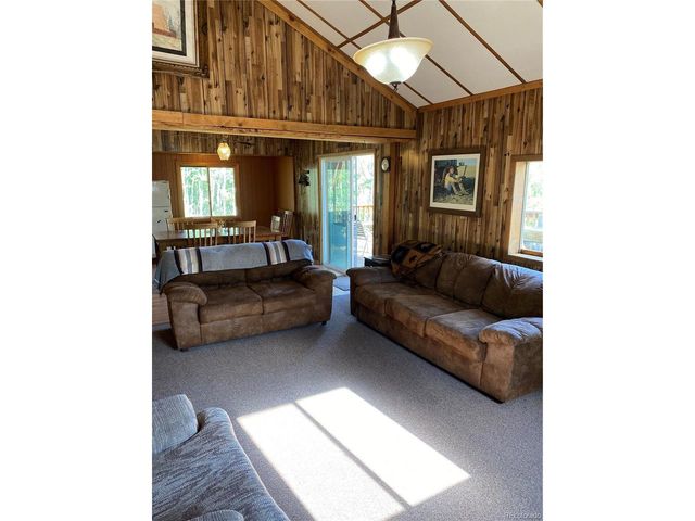 259 Bordenville Rd, Jefferson, CO 80456