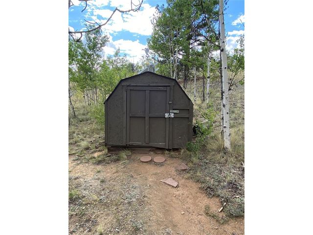 259 Bordenville Rd, Jefferson, CO 80456