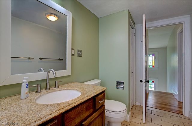 4096 W 160th Street, Cleveland, OH 44135