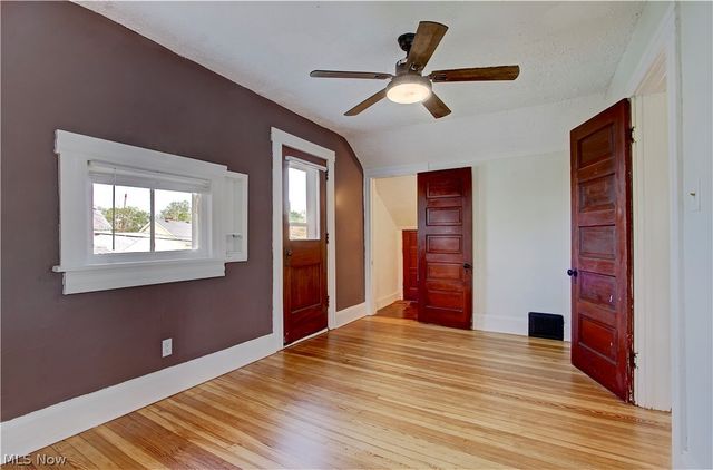 4096 W 160th Street, Cleveland, OH 44135