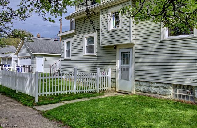 4096 W 160th Street, Cleveland, OH 44135